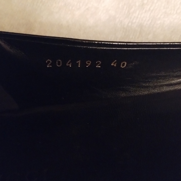 Authentic Gucci flats - Picture 8 of 9